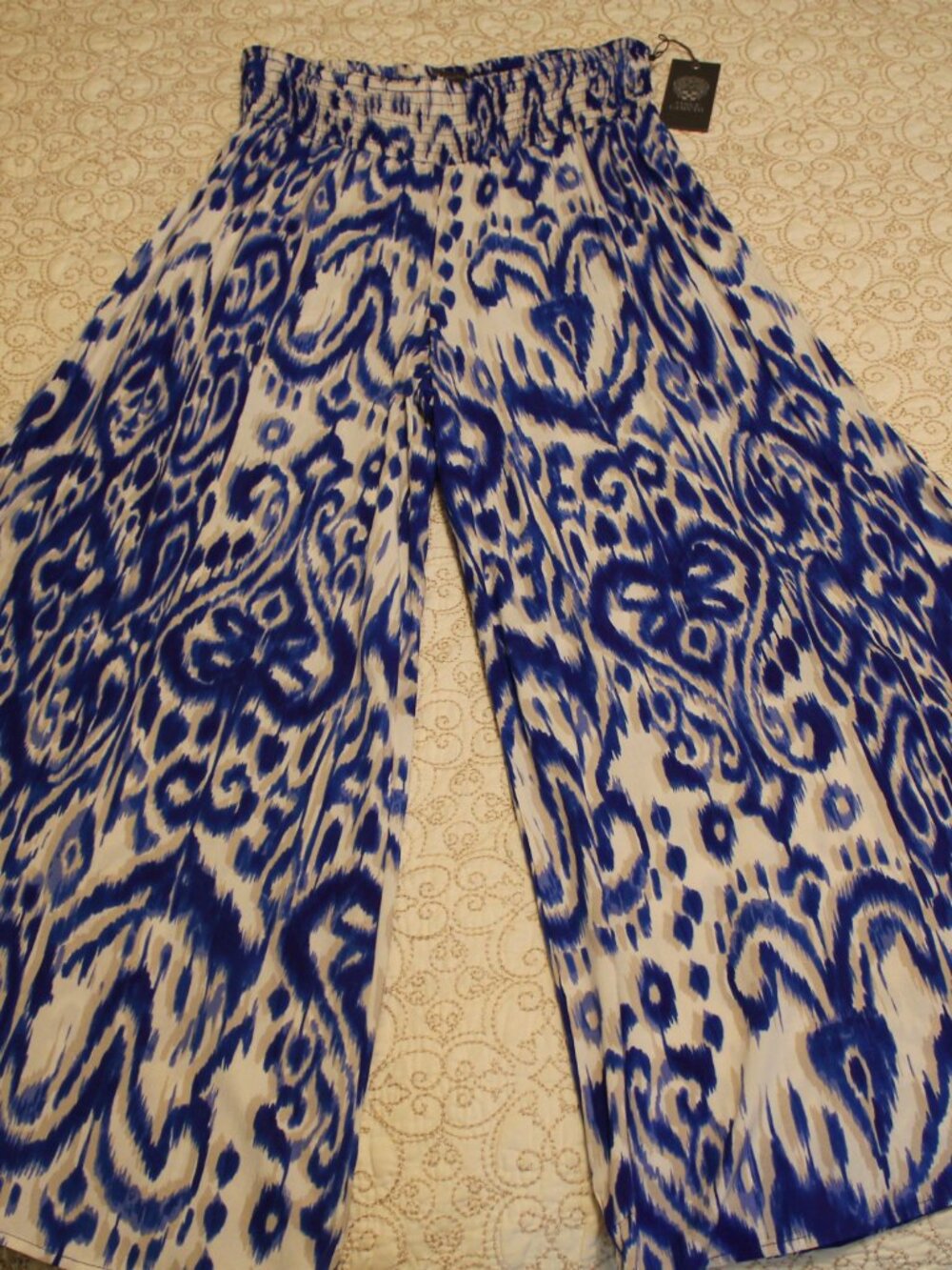 Vince Camuto Wide Leg pants in ikat design Royal Azure Brand New with tags - Picture 4 of 10